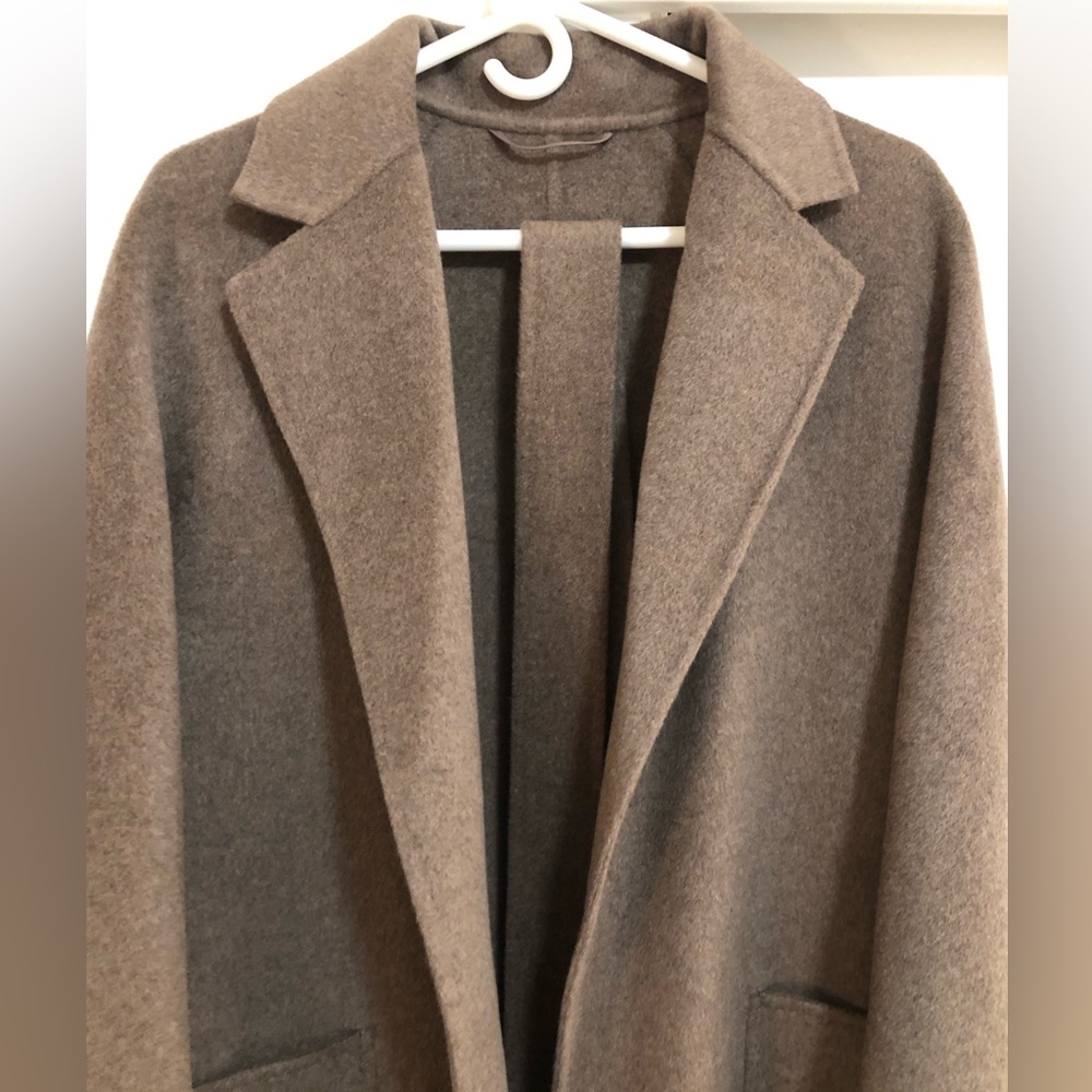 Elegant Brown Women's Coat - Picture 3 of 8